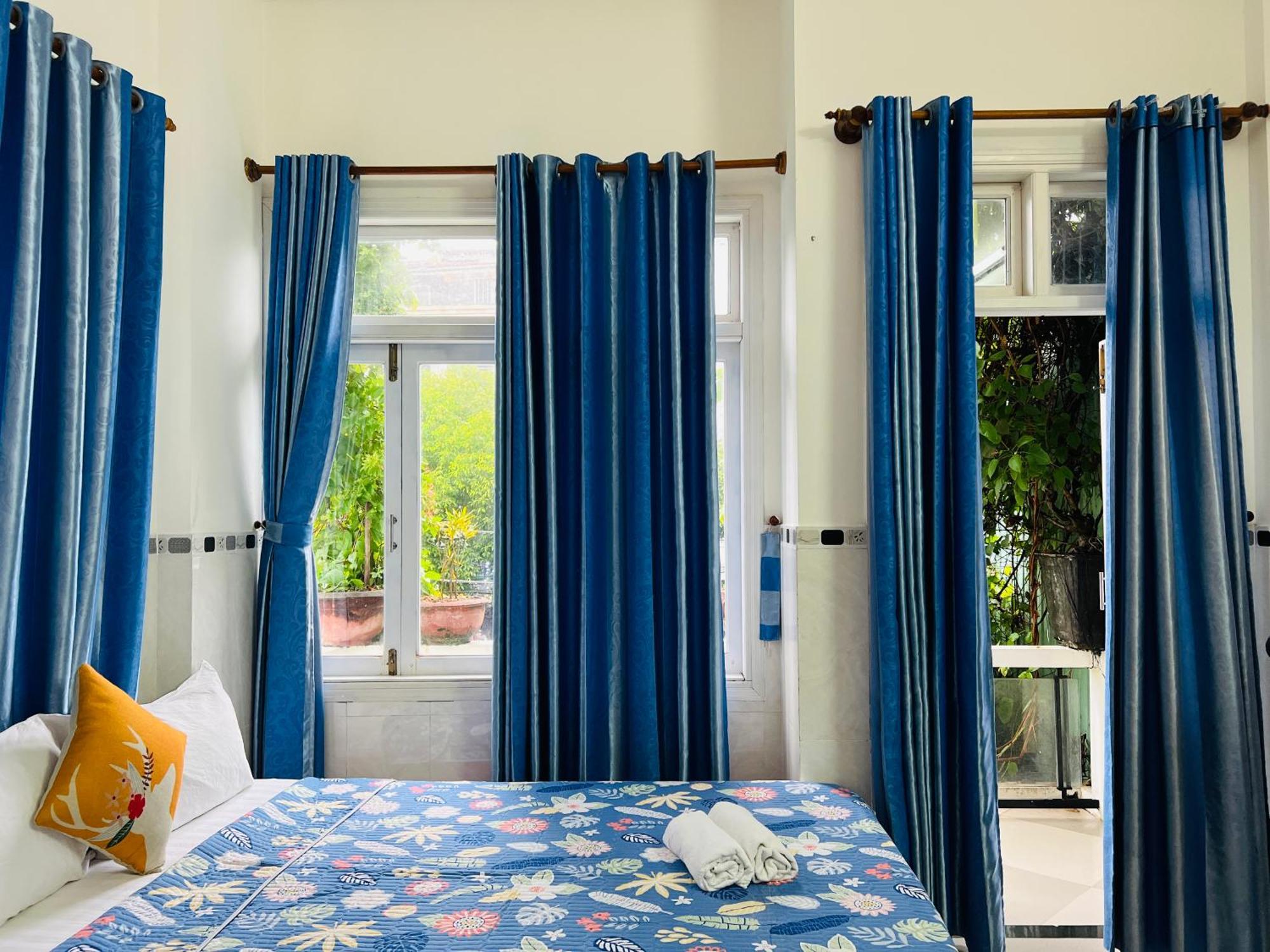Phuc Bao Center Local Homestay - 3 Mins Walk To Old Town Хойан Экстерьер фото