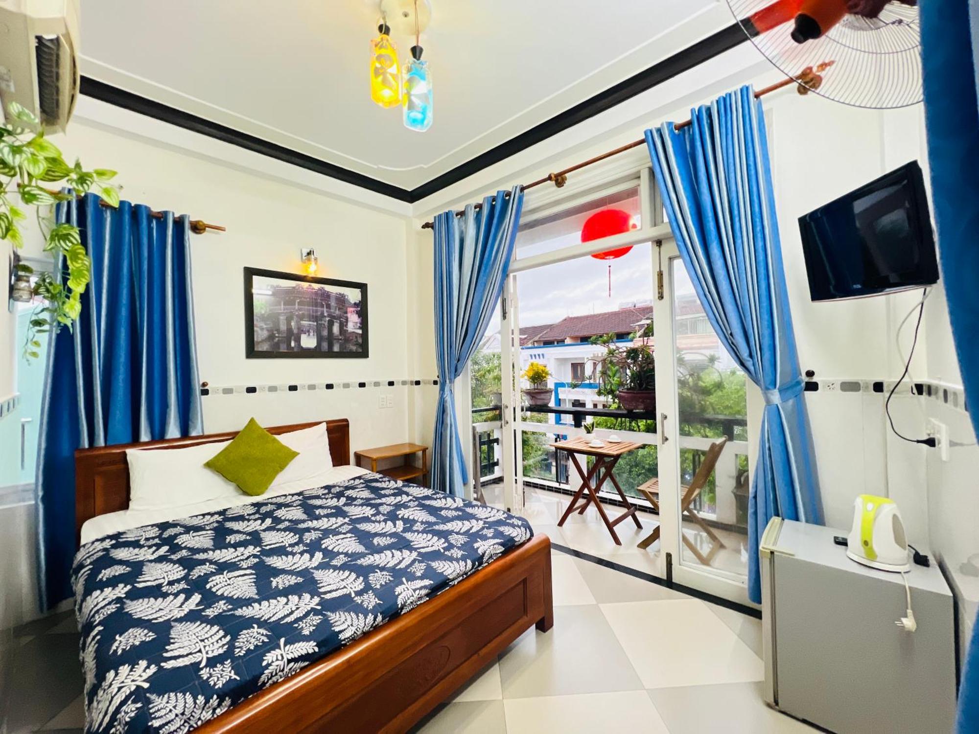 Phuc Bao Center Local Homestay - 3 Mins Walk To Old Town Хойан Экстерьер фото